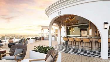 Celebrity Cruises The Sunset Bar 9.jpg